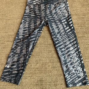 Under armour cropped leggings